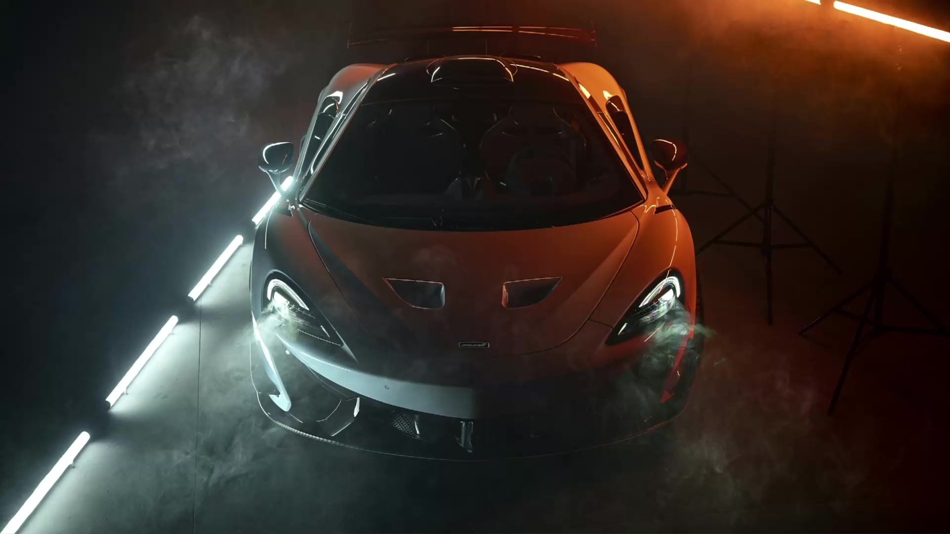 McLaren Raining Night 4K Car Live Wallpaper