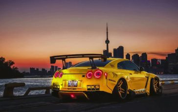 Yellow-nissan-gt-r-canada-thumb