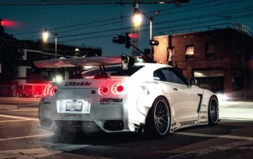 Night White Nissan GT-R thumb