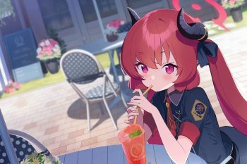 Akashi Junko Drinking Blue Archive thumb